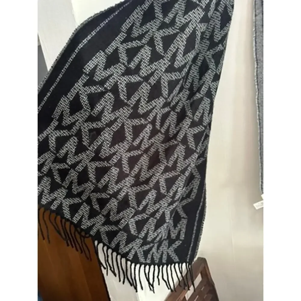 Michael Kors Black and Gray Acrylic Scarf